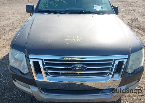 2006 Ford Explorer Eddie Bauer из США, поврежденный, VIN 1FMEU64E46UB67980